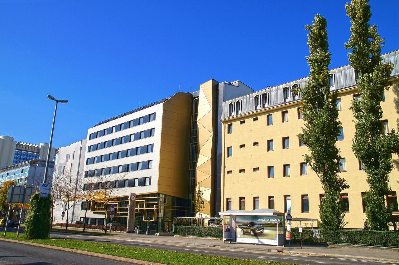 Hostel Jugendgästehaus Brigittenau Wien Exterior foto